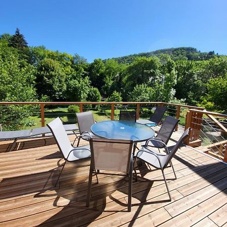 Une Evidence Tendance Et Design Ornans Exterior foto